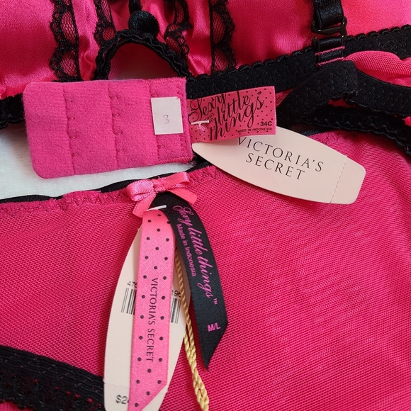 Rare VTG VS Sexy Little Things Silky Satin Tuxedo Bra/ Panty Set Size 34C/med - Picture 7 of 9